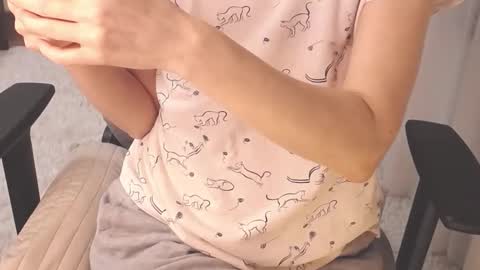  Tips are the best compliments dont forget to add in fav  online show from December 3, 6:16 am