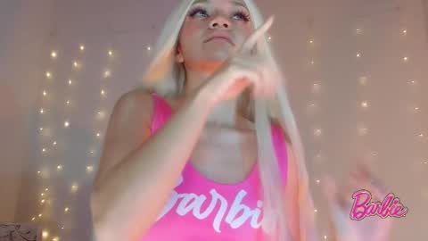 Annabelle  online show from January 16, 2:13 pm