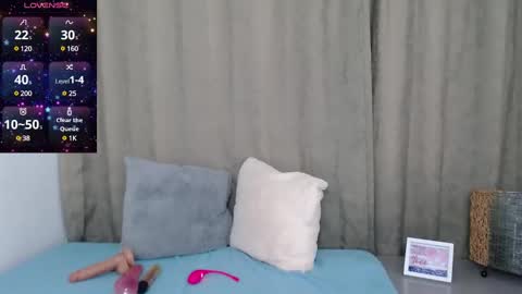 Snapshot of ms_valentina_01 chatting on January 21, 11:13 pm Valentina online show from January 21, 11:13 pm