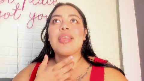 Snapshot of muentes_geminis chatting on October 11, 8:00 pm Tati online show from October 11, 8:00 pm
