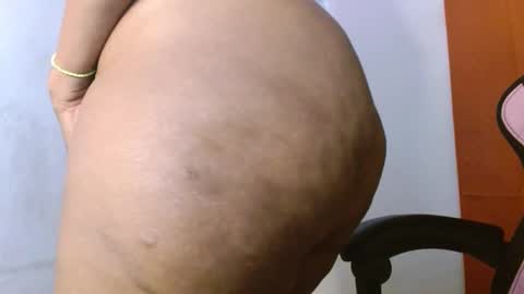 Snapshot of muladefuego chatting on January 22, 8:18 am yuli online show from January 22, 8:18 am