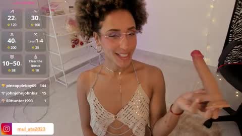 Snapshot of mulata_ch chatting on February 28, 8:18 pm HEY GUYS IF YOU LIKE SEXY SHOW YOU ARE IN THE CORRECT PLACE CU WENESDAY PVT OPEN TRANSMISSION TIME 5 PM - 10 PM COLOMBIA online show from February 28, 8:18 pm