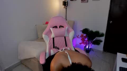 Snapshot of mulata_ch chatting on October 14, 12:24 am HEY GUYS IF YOU LIKE SEXY SHOW YOU ARE IN THE CORRECT PLACE CU WENESDAY PVT OPEN TRANSMISSION TIME 5 PM - 10 PM COLOMBIA online show from October 14, 12:24 am