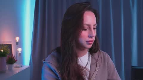 Kira online show from September 18, 4:00 am