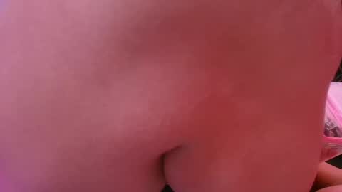 Snapshot of muriel_belovv chatting on October 10, 3:22 am Tell me Sofi online show from October 10, 3:22 am