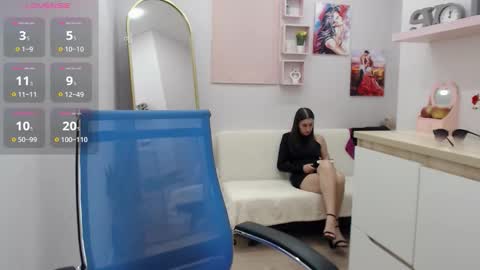 Snapshot of muriel_elvin chatting on October 7, 9:25 am muriel_elvin online show from October 7, 9:25 am