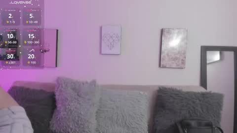 muriell_69 online show from October 19, 12:01 am