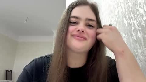 Hanna online show from March 3, 6:36 pm