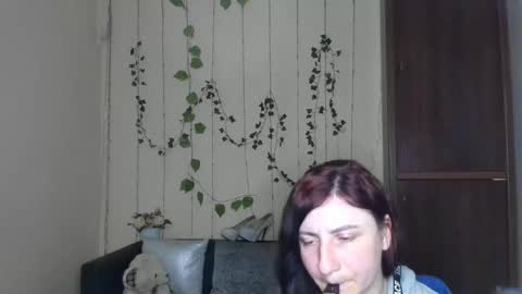 Jeneva online show from April 17, 6:43 pm