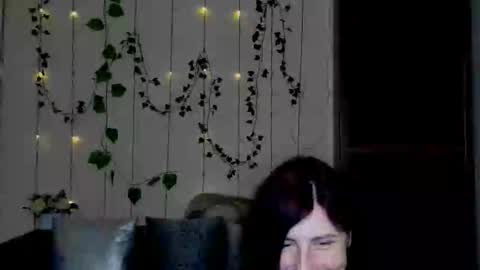 Jeneva online show from March 29, 7:35 pm