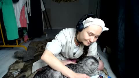 Muse Ali  online show from February 10, 5:41 pm