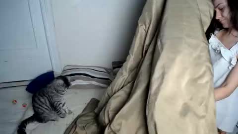 Muse Ali  online show from December 26, 1:10 pm