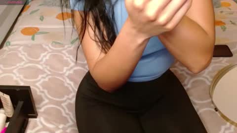 Snapshot of musicayluna chatting on January 26, 3:38 am VALENTINA Luna online show from January 26, 3:38 am