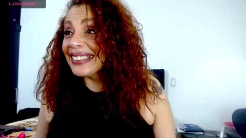 Snapshot of mussa_hott chatting on January 28, 6:49 pm Mussa Hott online show from January 28, 6:49 pm