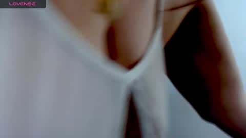 Snapshot of mussa_hott chatting on January 13, 10:35 pm Mussa Hott online show from January 13, 10:35 pm