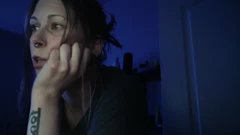 ghost mantis online show from June 15, 4:56 am