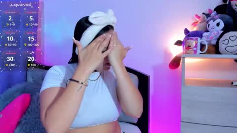 my_aleja_ online show from March 8, 11:36 am