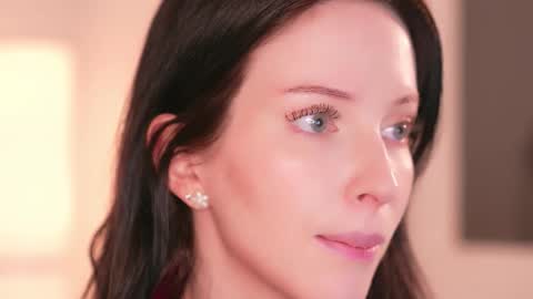 STELLA online show from November 9, 1:40 pm