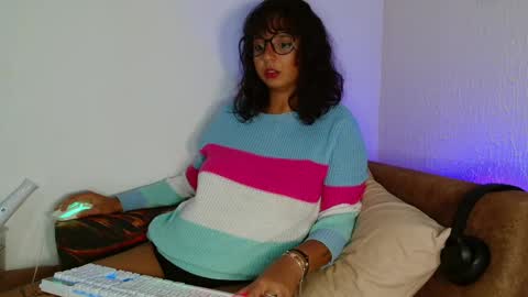 myamillor online show from April 19, 9:39 pm