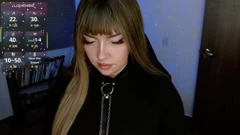 Nicoll Independent model Please help me to reach 100 thumbs up online show from February 5, 3:42 am