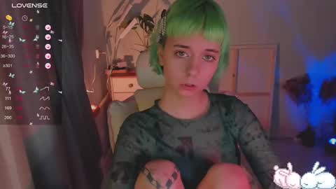 MylaFlores online show from February 21, 9:11 pm