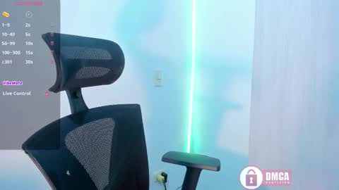 Bella online show from November 28, 2:14 am