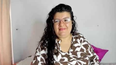 mystery_psique online show from February 11, 1:45 pm