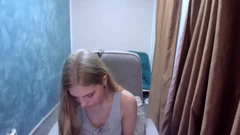 mysticaluna06 online show from July 24, 2:09 am