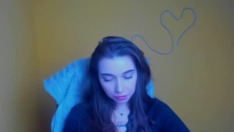 Amelia online show from March 5, 1:18 pm