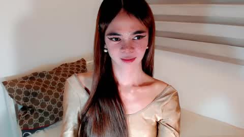 Krestine Mae online show from July 4, 4:52 am