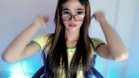 Krestine Mae online show from July 20, 9:12 am