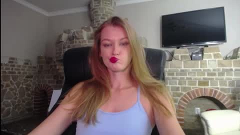 Snapshot of mysticvenus_ chatting on September 8, 3:55 pm mysticvenus_ online show from September 8, 3:55 pm