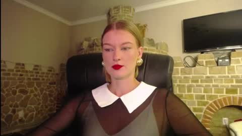 Snapshot of mysticvenus_ chatting on September 11, 7:42 am mysticvenus_ online show from September 11, 7:42 am