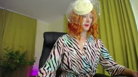 Snapshot of mysticvenus_ chatting on October 16, 1:58 pm mysticvenus_ online show from October 16, 1:58 pm