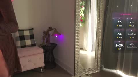 Snapshot of mysticxkitty chatting on February 22, 4:26 pm Kamile Get to know me better Subscribe to my OnlyFans Mysticxkitty online show from February 22, 4:26 pm