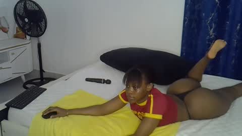 Snapshot of naano249 chatting on December 14, 2:42 pm Zay online show from December 14, 2:42 pm