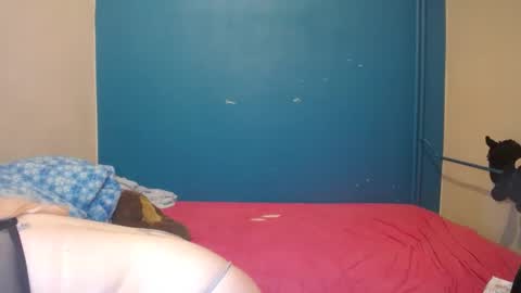 Snapshot of nadinnnea chatting on February 21, 7:43 pm nadinnnea online show from February 21, 7:43 pm