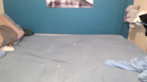 nadinnnea online show from October 31, 1:48 pm