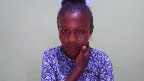 nah296652 online show from February 16, 4:40 pm