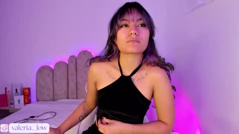  Valeria  online show from November 4, 5:01 am