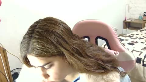 nahiarabiel online show from June 16, 10:22 pm