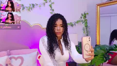 NahiaraReina  online show from February 5, 2:31 pm