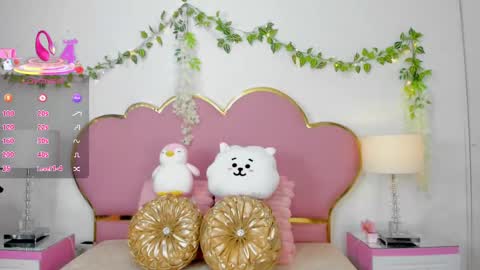 Snapshot of nahiarareina chatting on September 24, 1:54 pm NahiaraReina online show from September 24, 1:54 pm