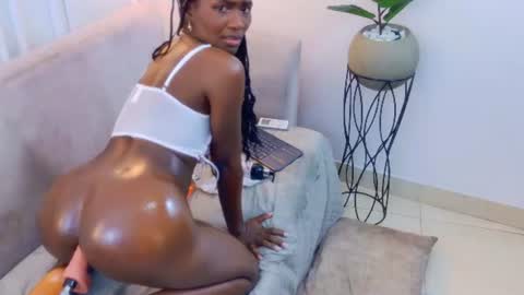 Nahomi online show from July 28, 3:21 pm