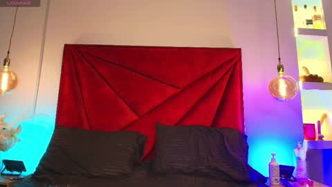 NahomiRoss online show from May 13, 4:35 pm