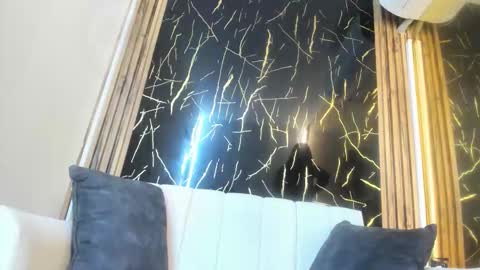 Snapshot of nahomy_smith23_aws chatting on October 9, 10:36 pm nahomy_smith23_aws online show from October 9, 10:36 pm