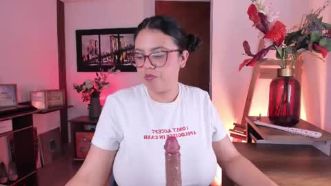 naiara_dreams online show from July 28, 2:31 am