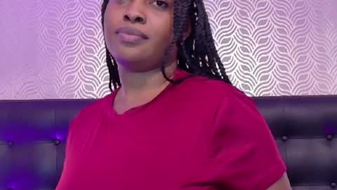 naiaramasson_ online show from July 16, 12:32 pm