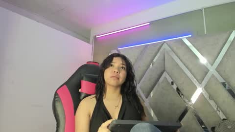 NAILETH online show from December 20, 7:40 pm