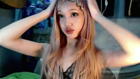 Nami online show from June 10, 8:18 pm
